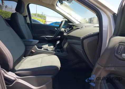 2019 Ford Escape Se из США, поврежденный, VIN 1FMCU0GDXKUB05100